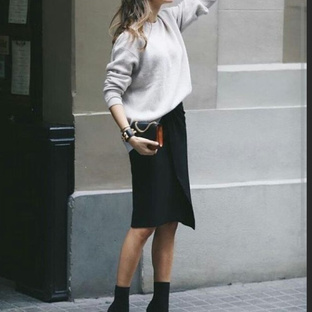 Alexander McQueen classic black pencil skirt